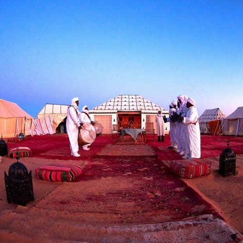 ภาพปกอัลบั้มเพลง Luxury Desert Camp Packages And Marrakech Desert Trips - Desert ViE